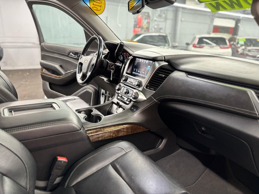 2019 Chevrolet Tahoe LT - Photo 18