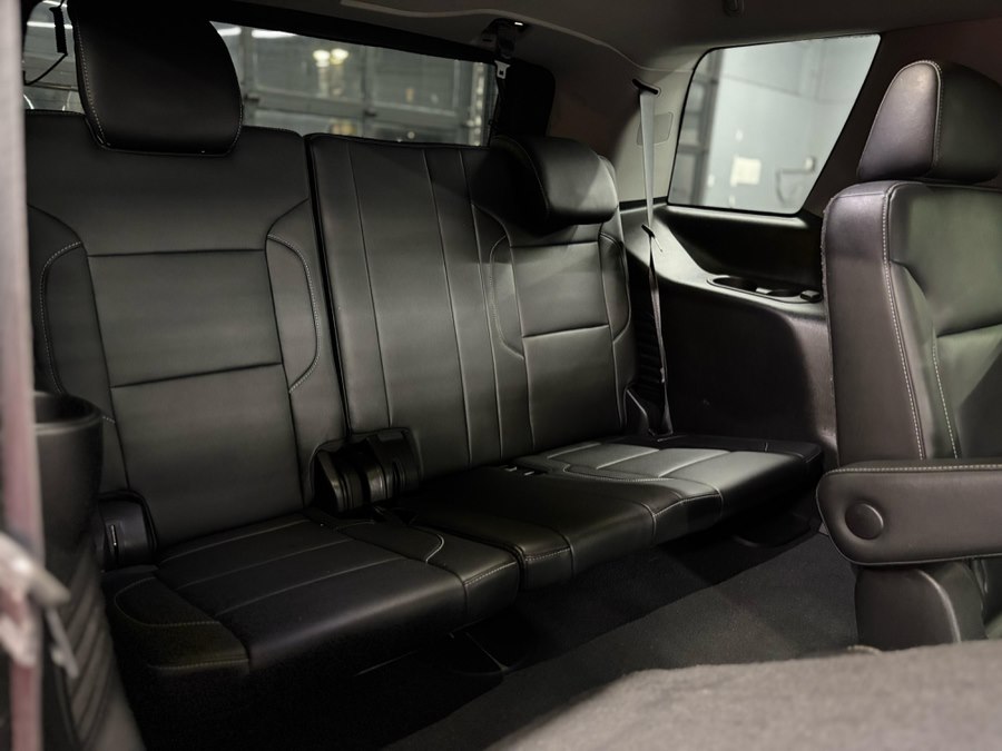 2019 Chevrolet Tahoe LT - Photo 16