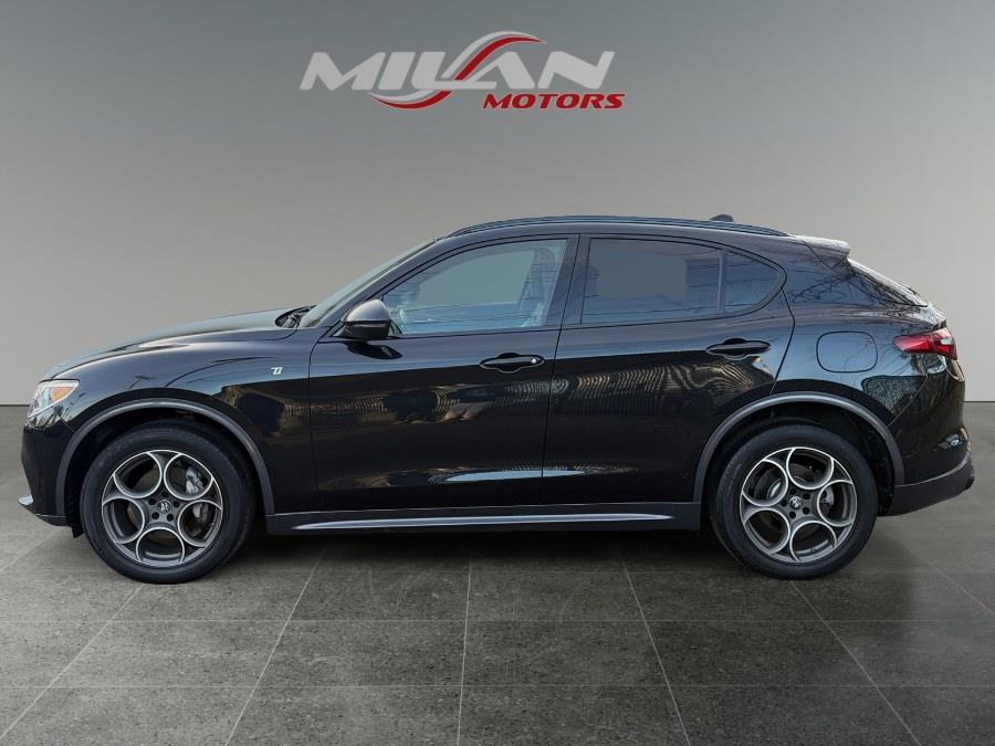 2023 Alfa Romeo Stelvio Ti AWD's photo