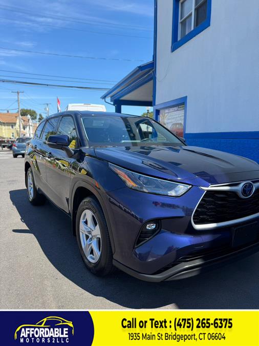 2022 Toyota Highlander LE