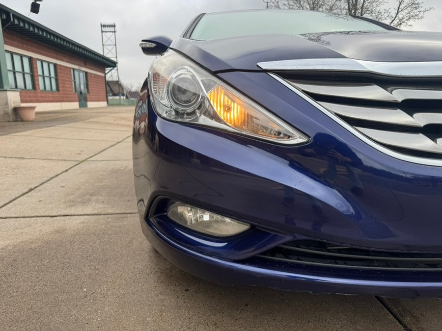 2013 Hyundai Sonata Limited I4 A/T PZEV's photo
