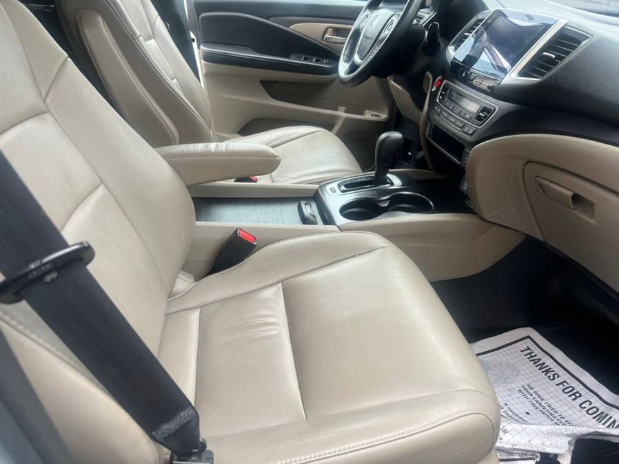 2016 Honda Pilot EX-L - Photo 13
