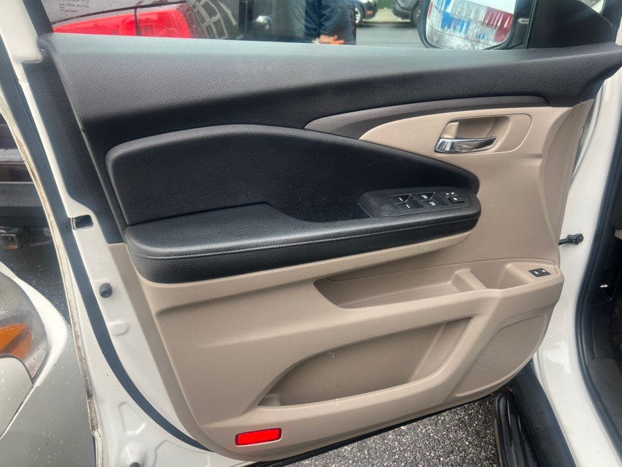 2016 Honda Pilot EX-L - Photo 7