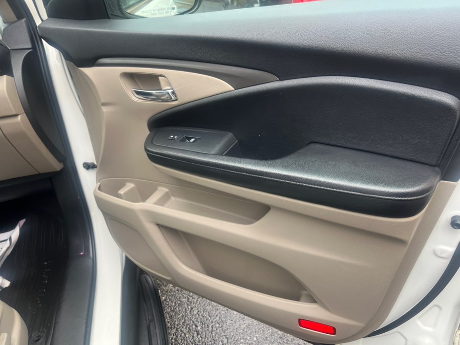 2016 Honda Pilot EX-L - Photo 14