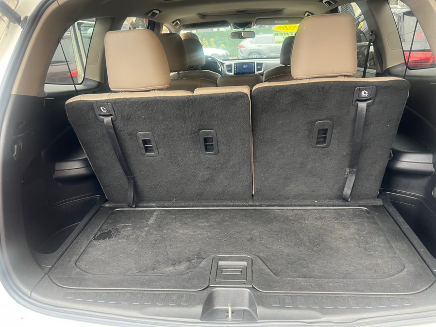 2016 Honda Pilot EX-L - Photo 10