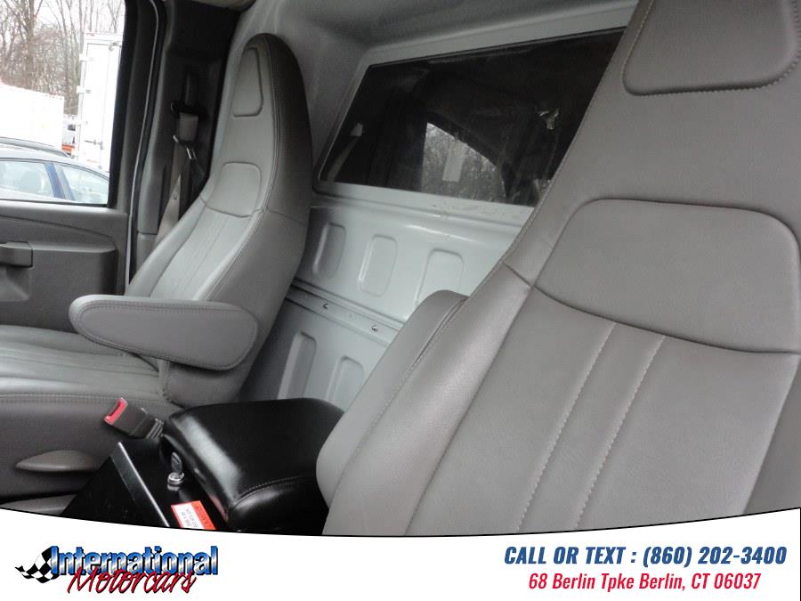2020 Chevrolet Express Cargo Work Van - Photo 9