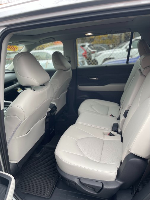 2026 Toyota Grand Highlander XLE - Photo 16