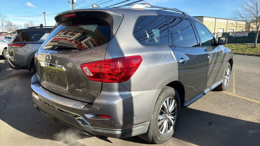 2020 Nissan Pathfinder S - Photo 4
