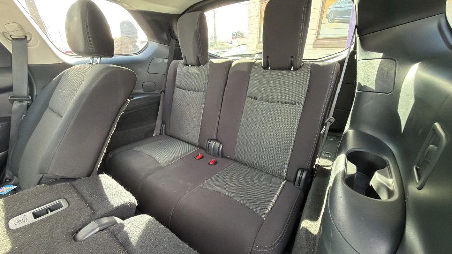 2020 Nissan Pathfinder S - Photo 21