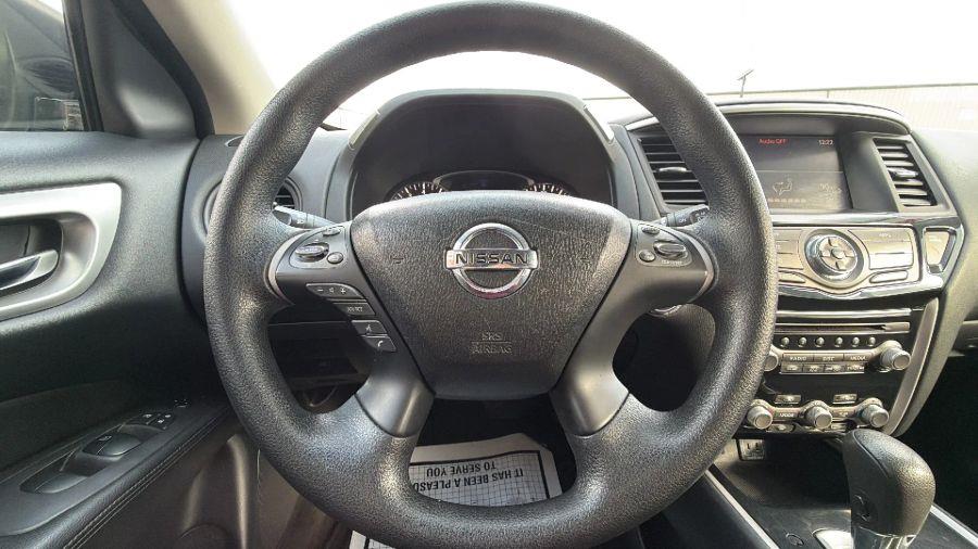 2020 Nissan Pathfinder S - Photo 10