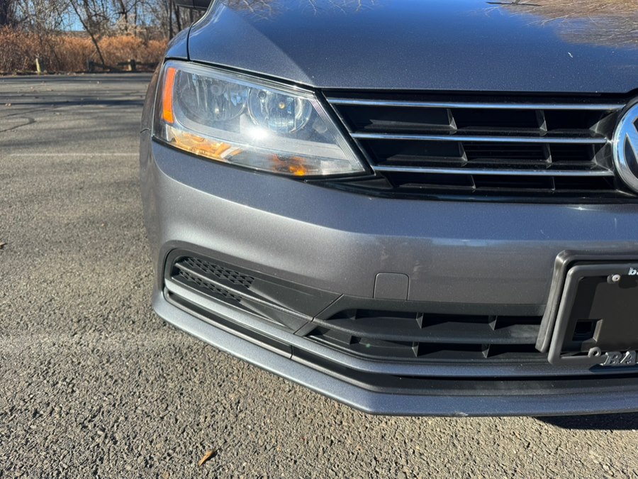 2015 Volkswagen Jetta 1.8T SE w/Connectivity Auto PZEV's photo