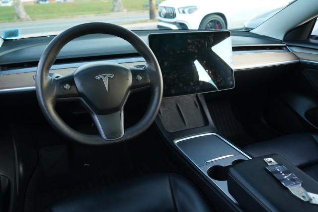 2021 Tesla Model 3 Standard Range Plus's photo