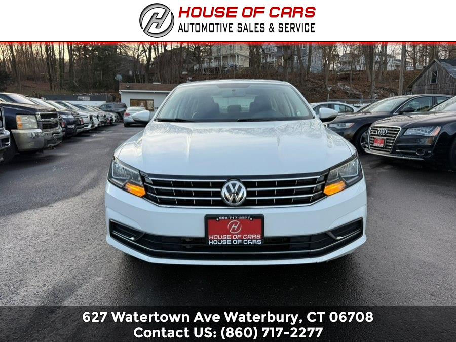2017 Volkswagen Passat 1.8T SE Auto's photo