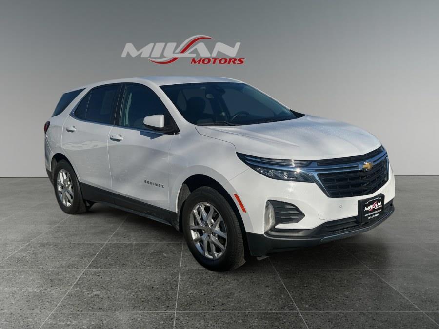 View vehicle photo 7