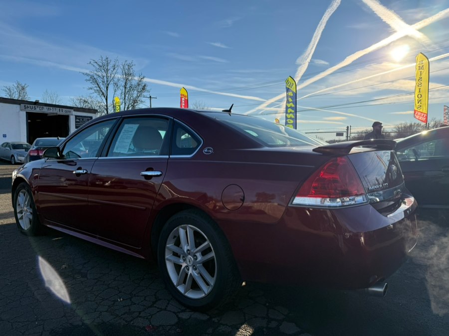 2011 Chevrolet Impala LTZ - Photo 2