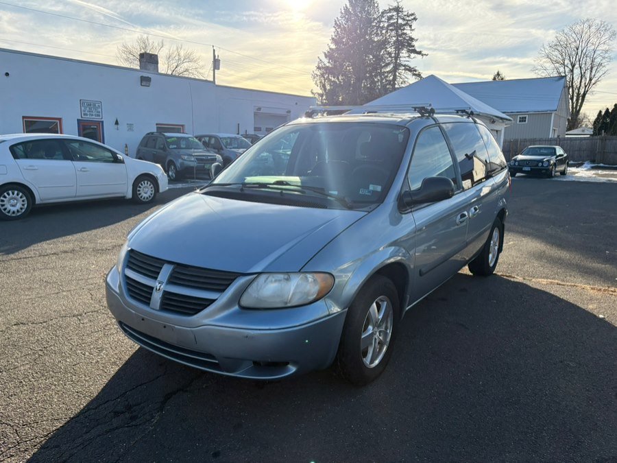 2005 Dodge Caravan SXT's photo