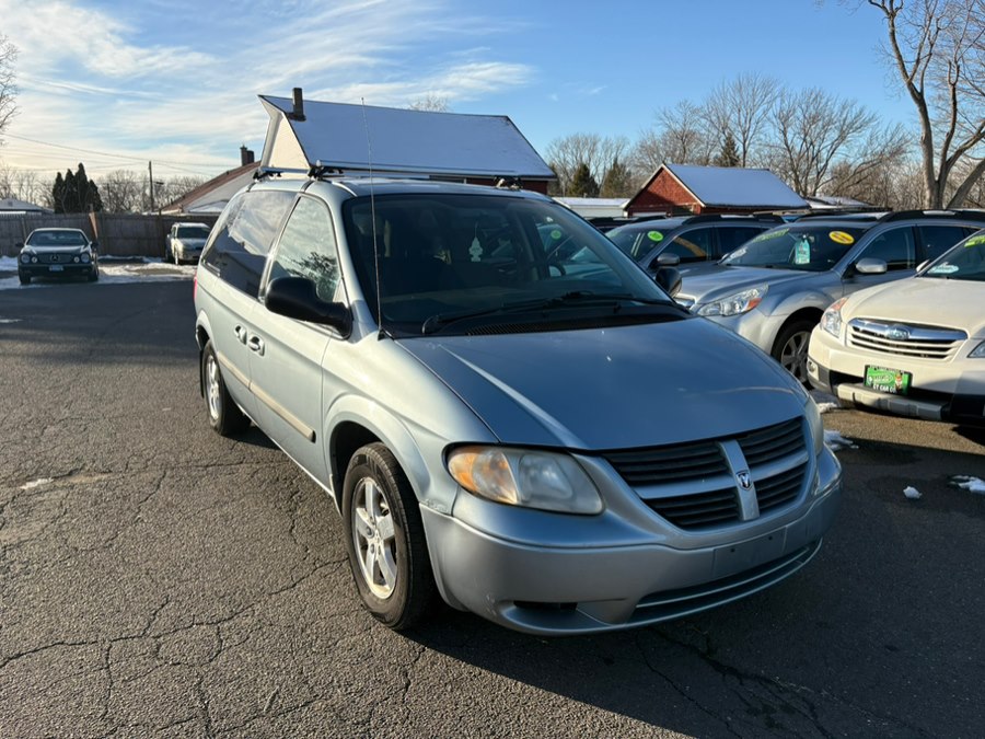Used 2005 Dodge Caravan in East Windsor, Connecticut | CT Car Co LLC. East Windsor, Connecticut
