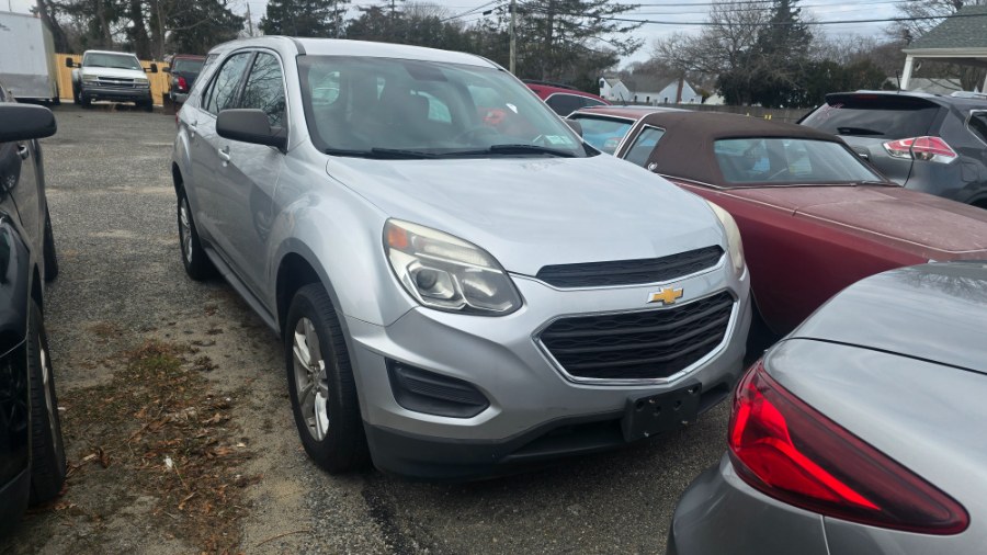 2017 Chevrolet Equinox LS's photo