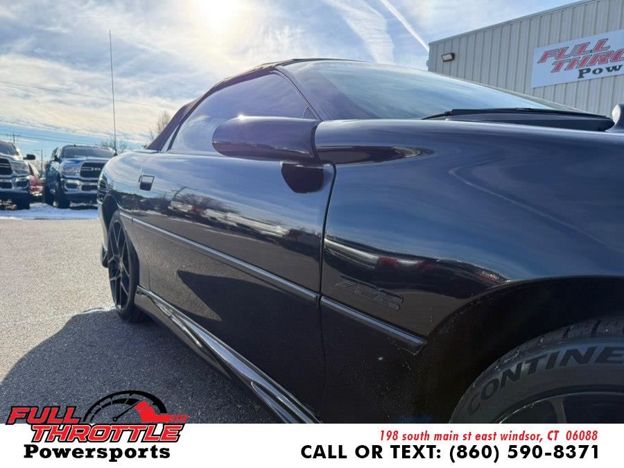 1995 Chevrolet Camaro's photo