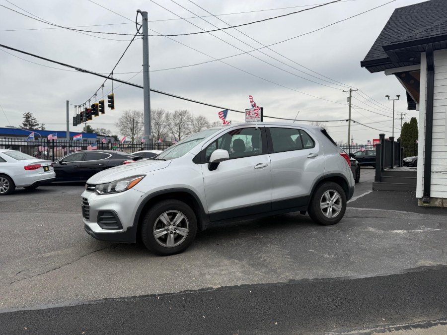 2017 Chevrolet Trax LS AWD's photo