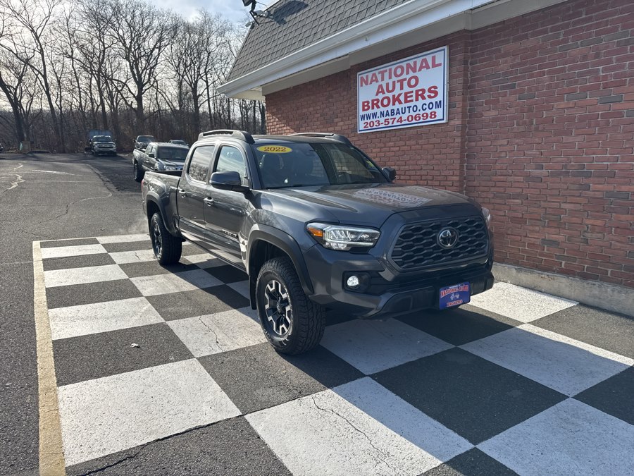 2022 Toyota Tacoma 4WD TRD Off Road Double Cab V6 AT, available for sale in Waterbury, Connecticut | National Auto Brokers, Inc.. Waterbury, Connecticut