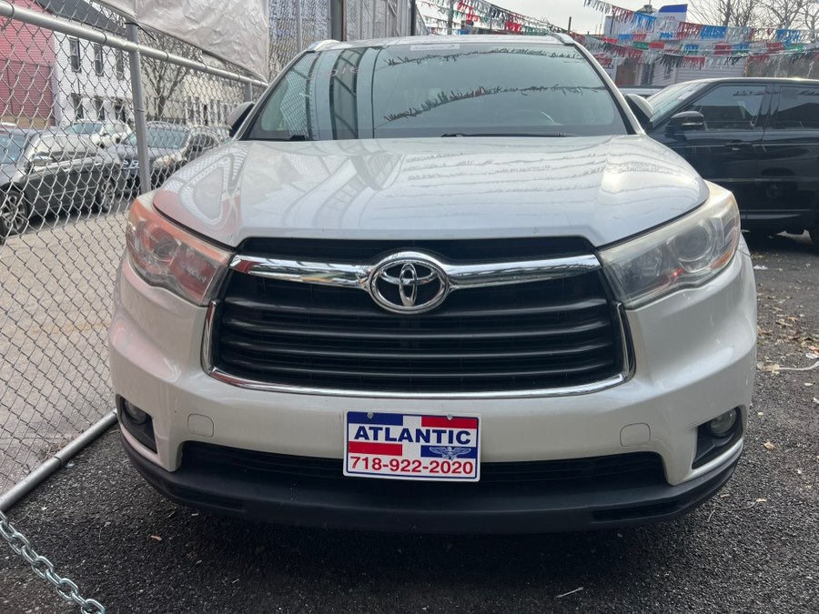 Used Toyota Highlander AWD 4dr V6 XLE (Natl) 2016 | Atlantic Used Car Sales. Brooklyn, New York