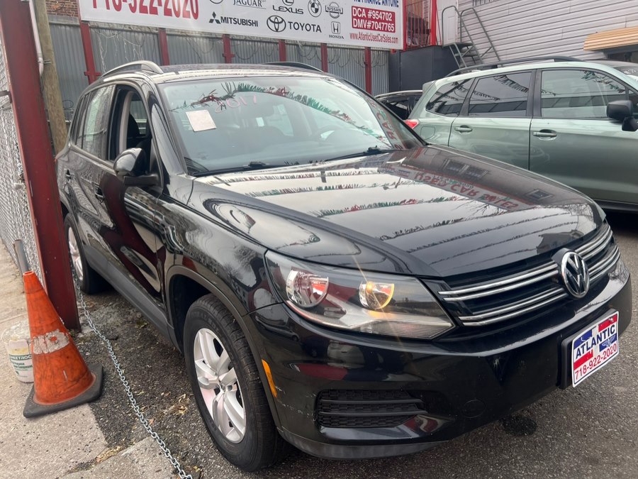 2017 Volkswagen Tiguan 2.0T S 4Motion's photo
