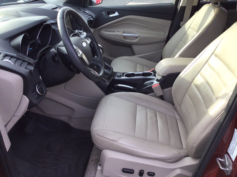 2016 Ford Escape Titanium - Photo 19