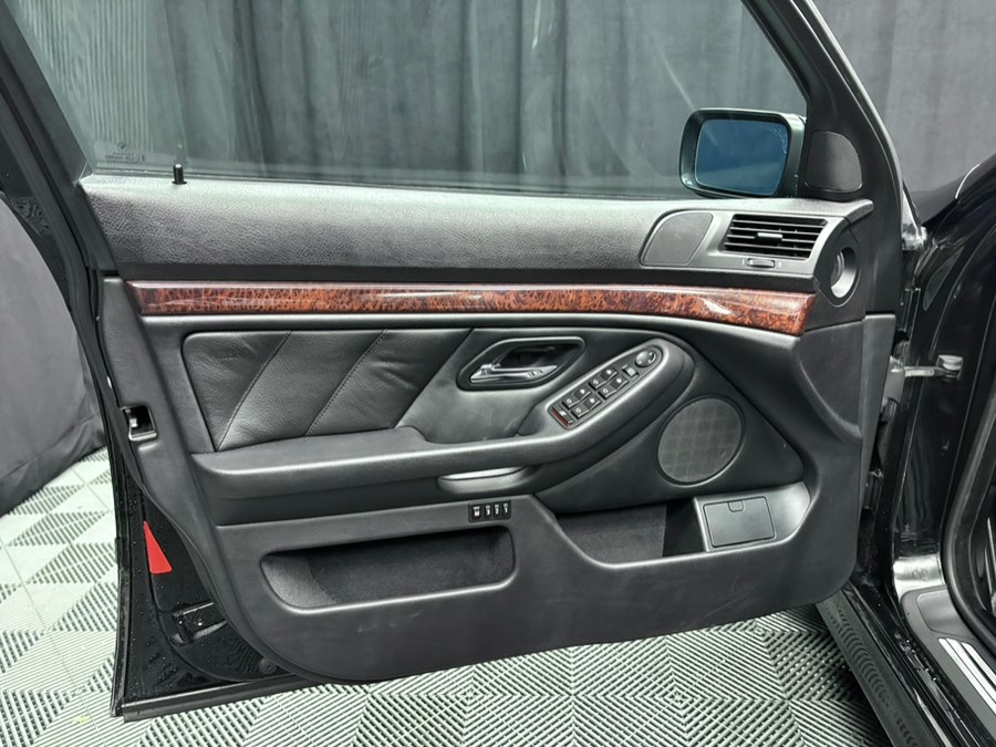 2000 BMW 5 Series 528I - Photo 23