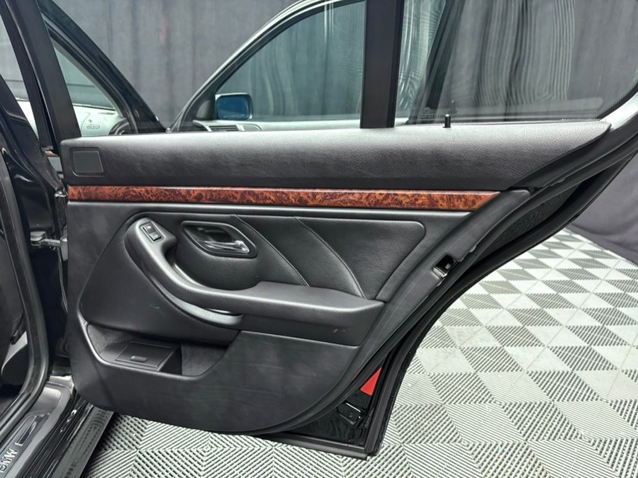2000 BMW 5 Series 528I - Photo 25