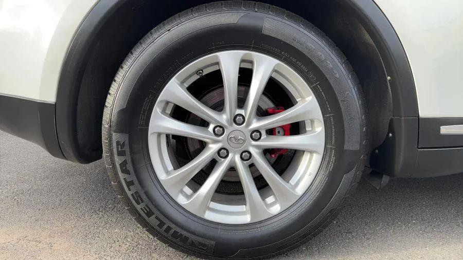 2014 INFINITI QX70 Base - Photo 25