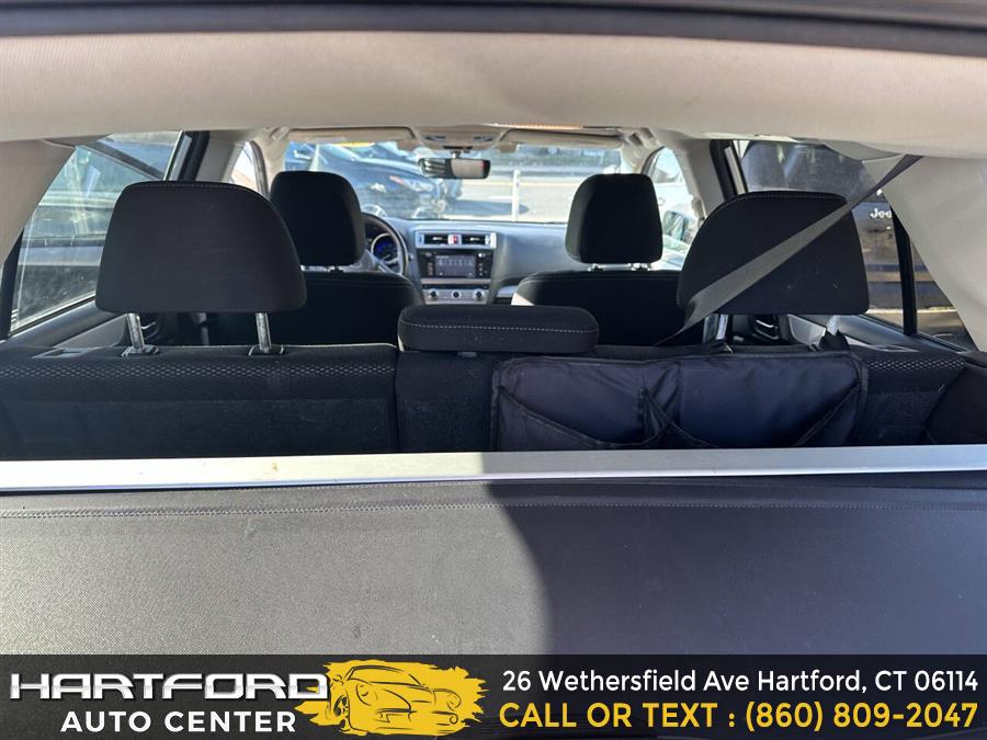 2017 Subaru Outback Premium - Photo 17