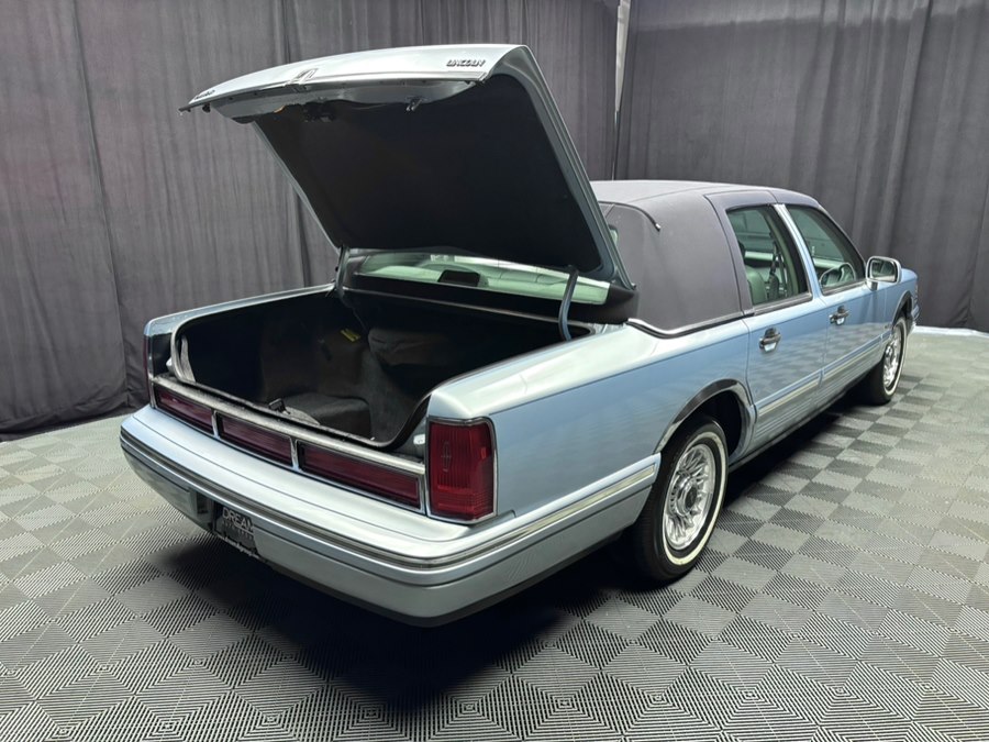 1997 Lincoln Town Car EXECUTIVE - Photo 43
