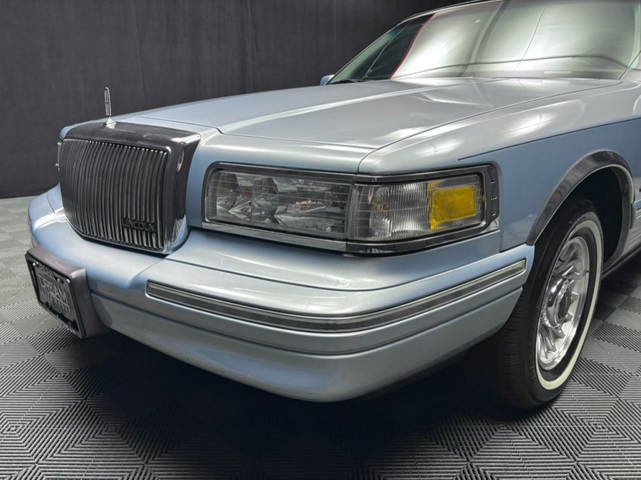 1997 Lincoln Town Car EXECUTIVE - Photo 11