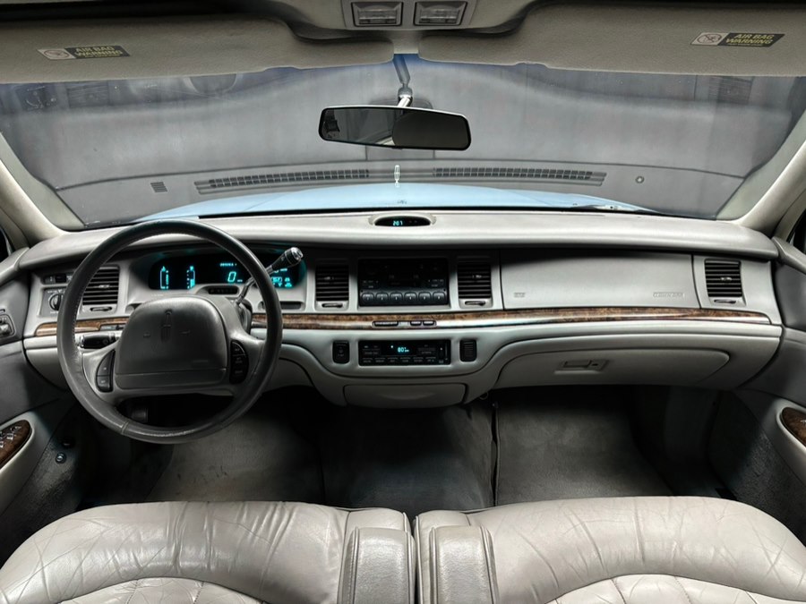 1997 Lincoln Town Car EXECUTIVE - Photo 35