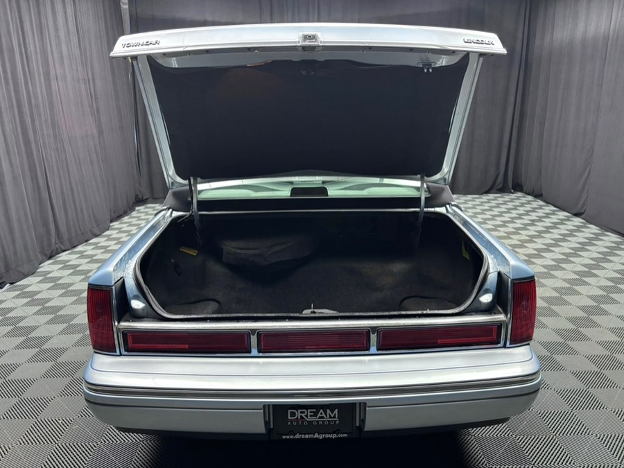 1997 Lincoln Town Car EXECUTIVE - Photo 44