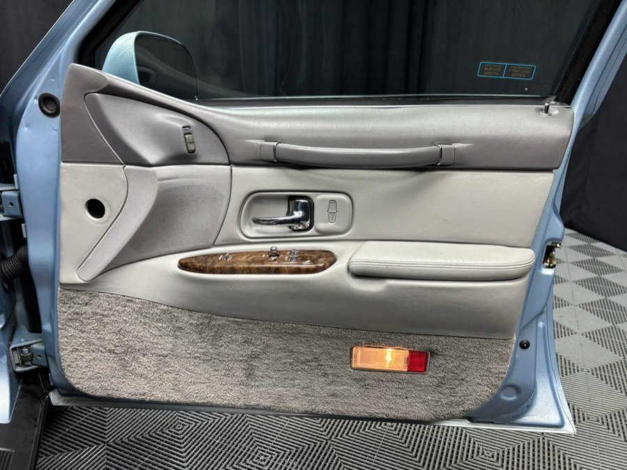 1997 Lincoln Town Car EXECUTIVE - Photo 24