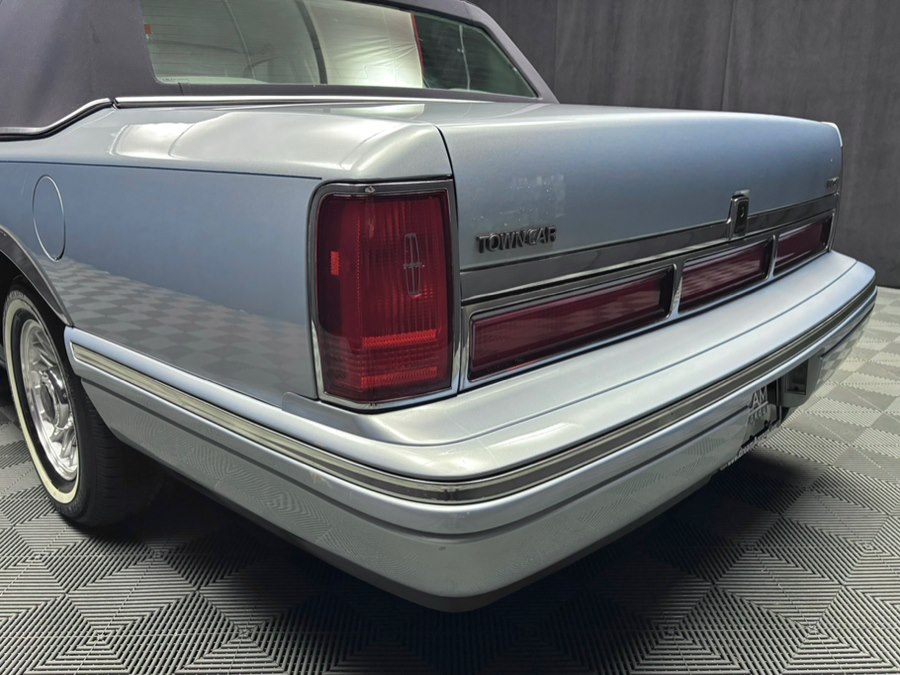1997 Lincoln Town Car EXECUTIVE - Photo 14