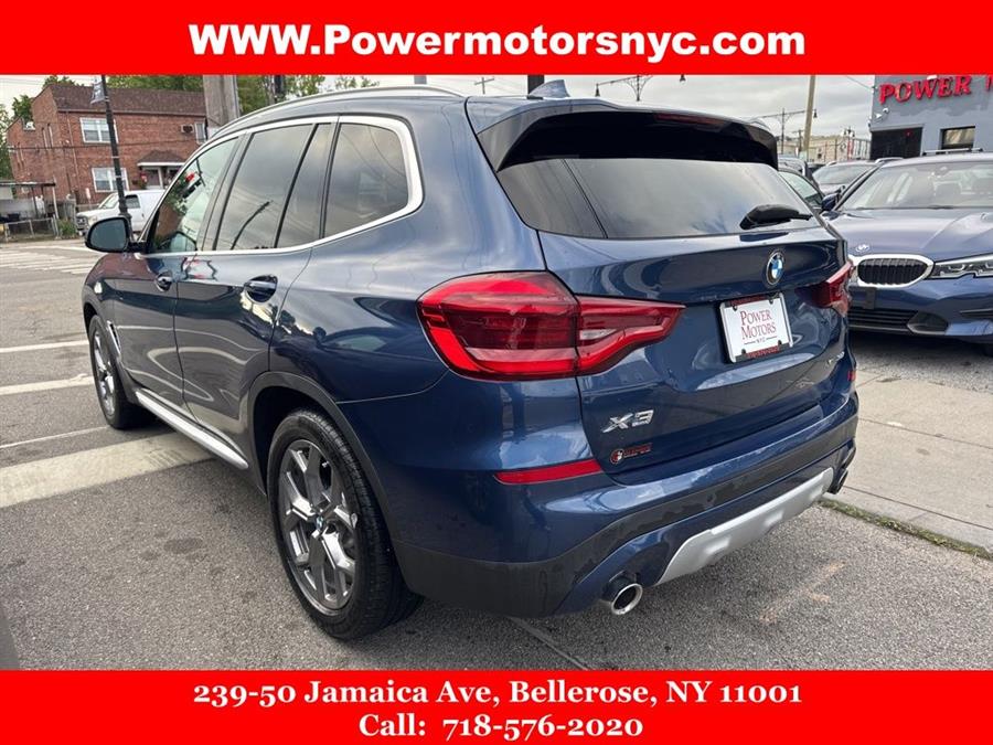 2021 BMW X3 xDrive30i's photo