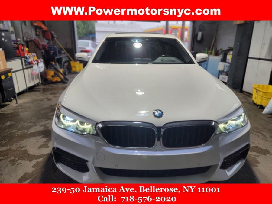 2020 BMW 5 Series 530i xDrive Sedan's photo
