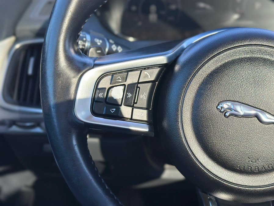 2020 Jaguar E-PACE Base - Photo 20