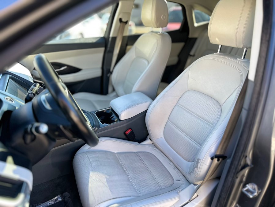 2020 Jaguar E-PACE Base - Photo 15