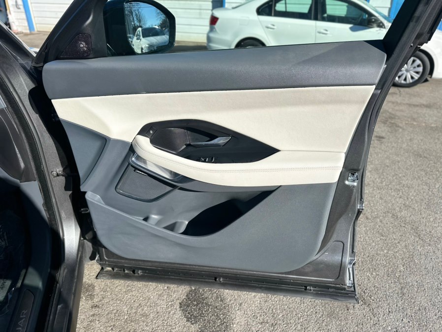 2020 Jaguar E-PACE Base - Photo 36
