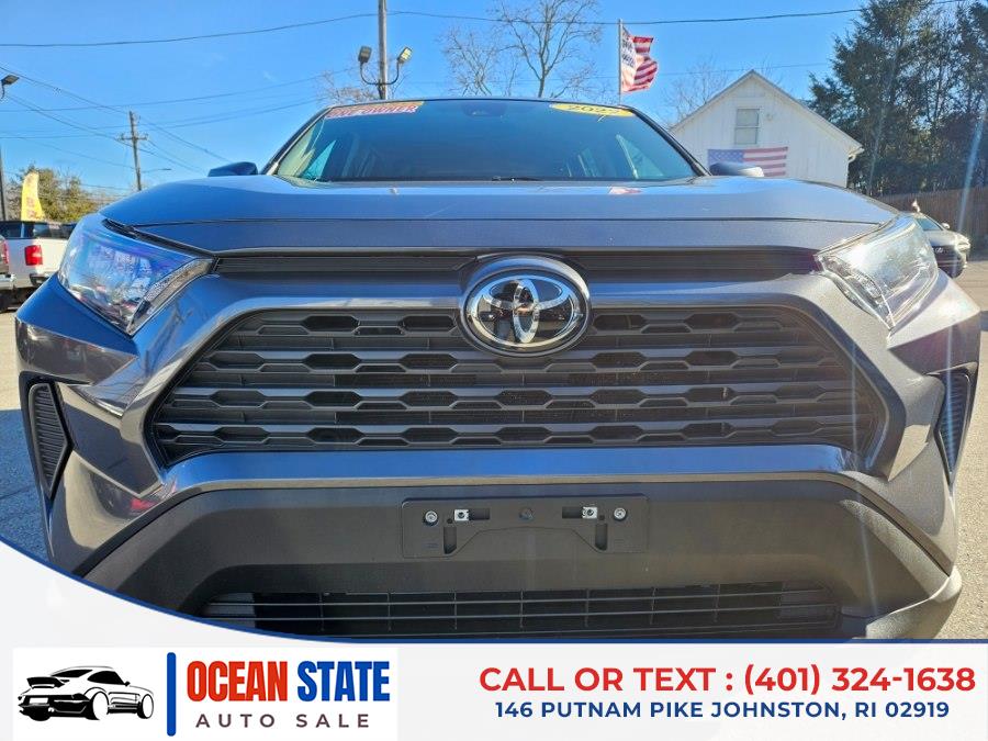 2022 Toyota RAV4 LE - Photo 7