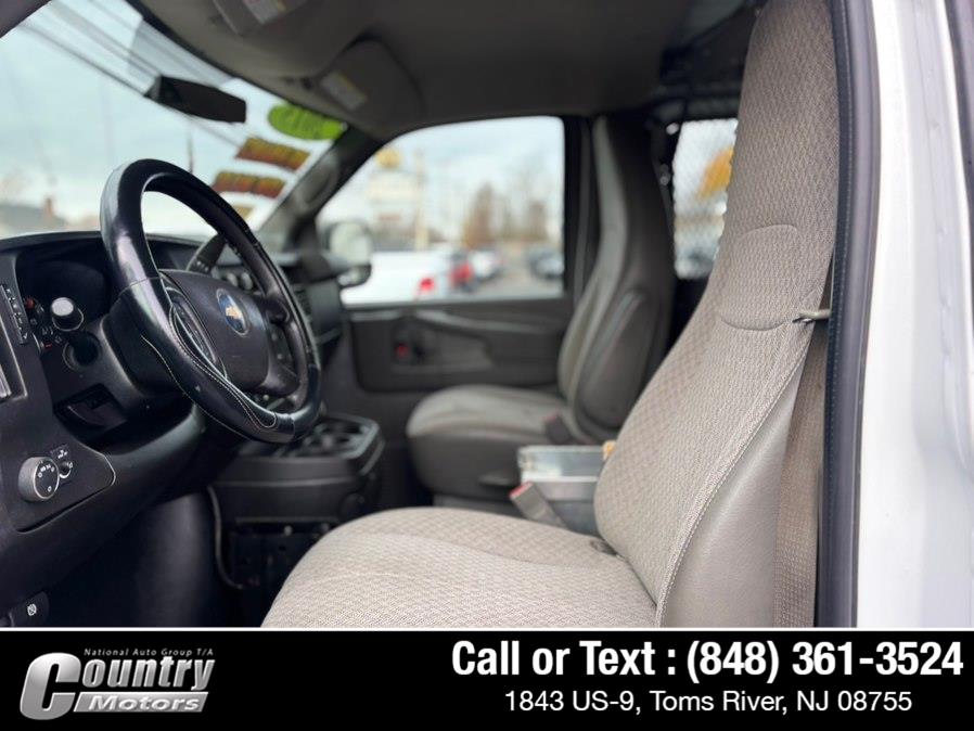 2015 Chevrolet Express Cargo Work Van - Photo 17