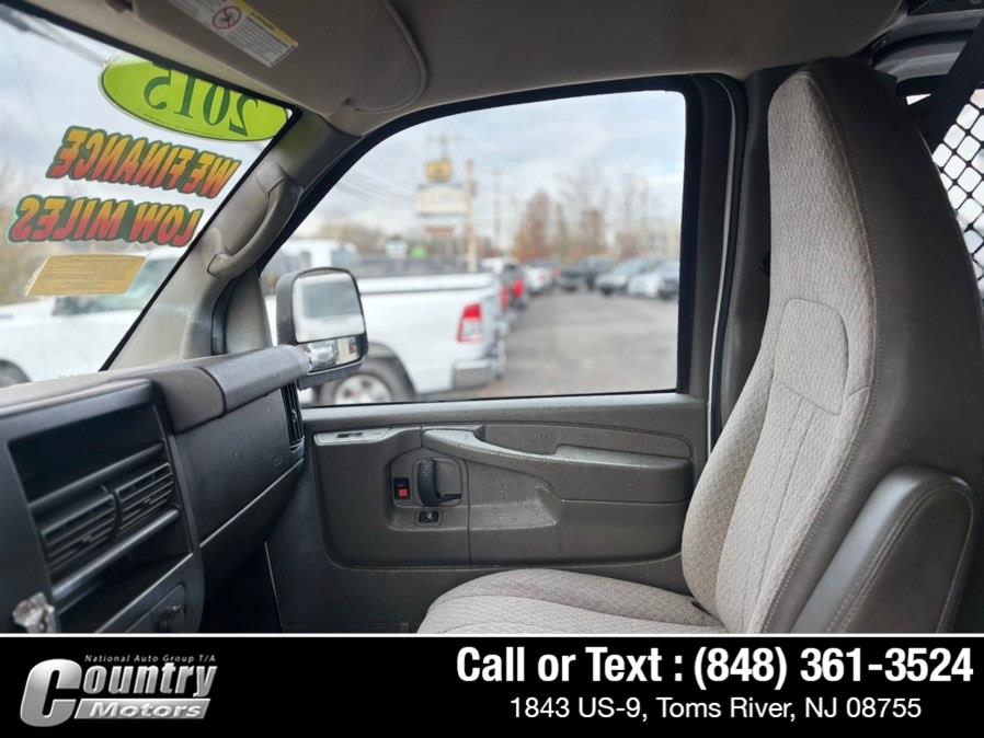 2015 Chevrolet Express Cargo Work Van - Photo 23