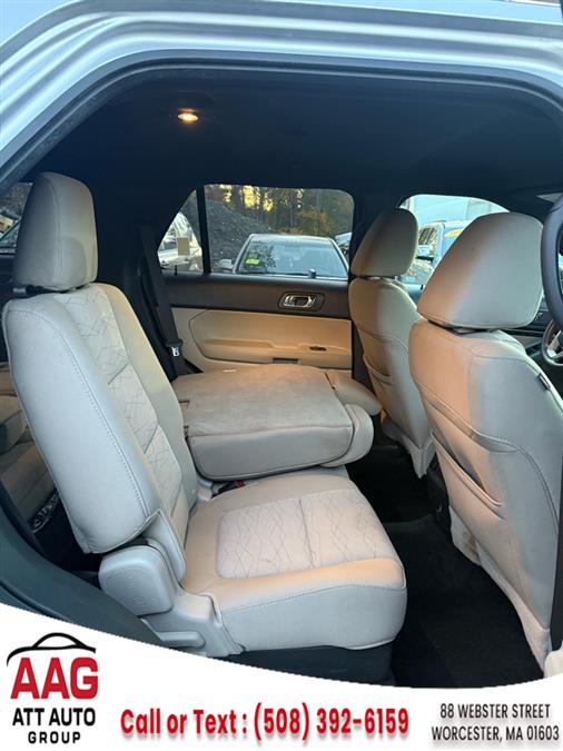 2011 Ford Explorer Base - Photo 12