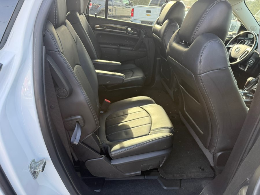 2017 Buick Enclave Leather - Photo 11