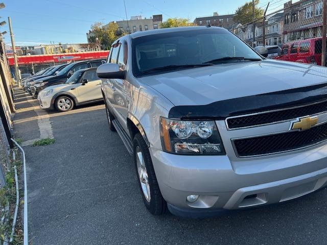 2009 Chevrolet Avalanche 4WD Avalanche LS's photo