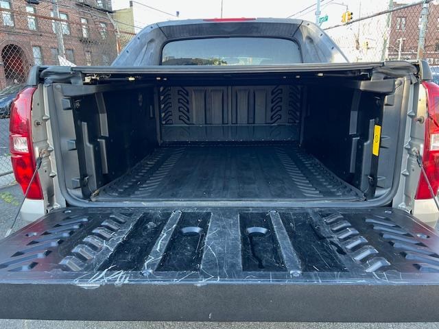 2009 Chevrolet Avalanche LS - Photo 10
